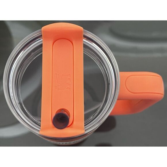 Stanley Quencher H2.0 FlowState Tumbler 30oz, FUSION CORAL - Picture 3 of 4